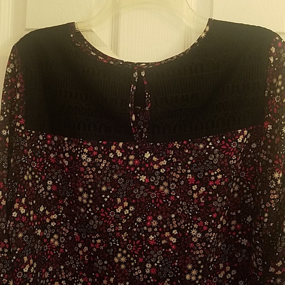 Liz Claiborne long sleeve - Picture 2 of 3
